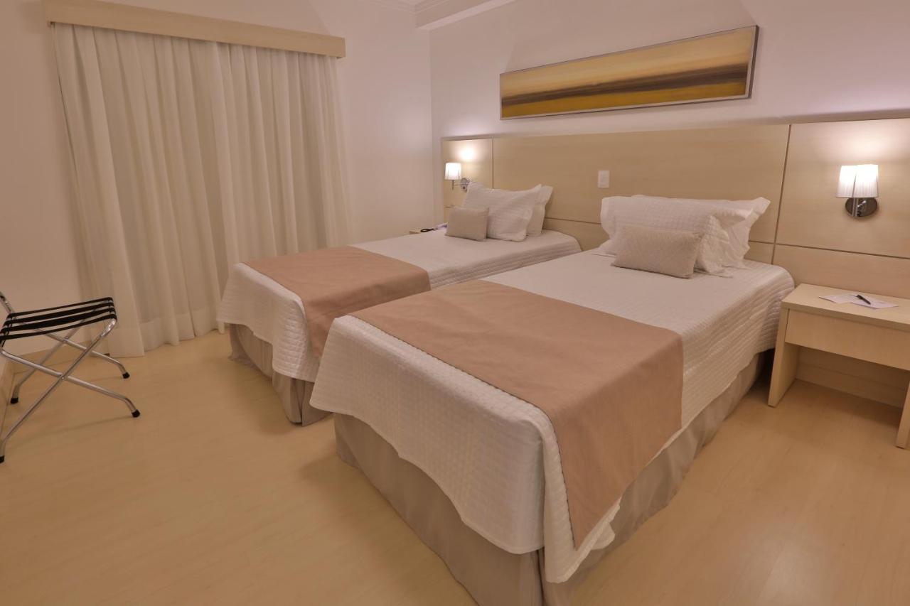 Hotel Araucaria Flat 阿拉拉夸拉 外观 照片